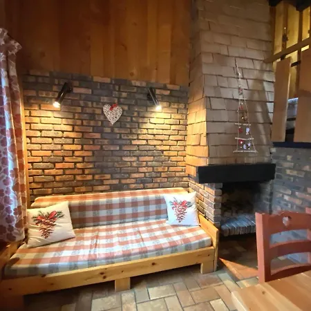 La Pomme De Pin 2 Avec Terrasse